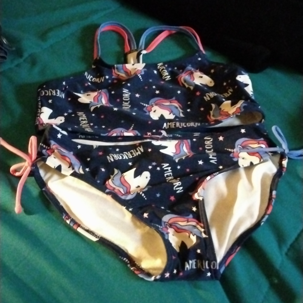 Girl's bathing suit